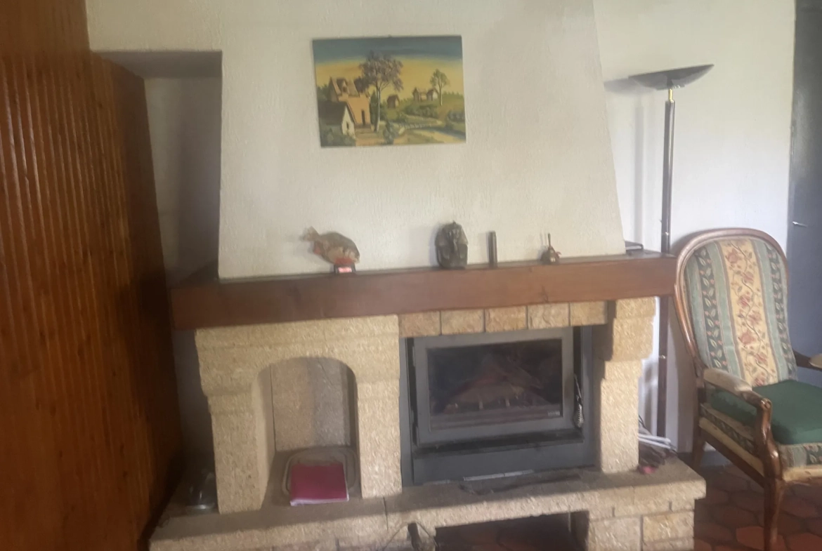Charmante maison de 170 m² avec terrain à Camembert en vente 
