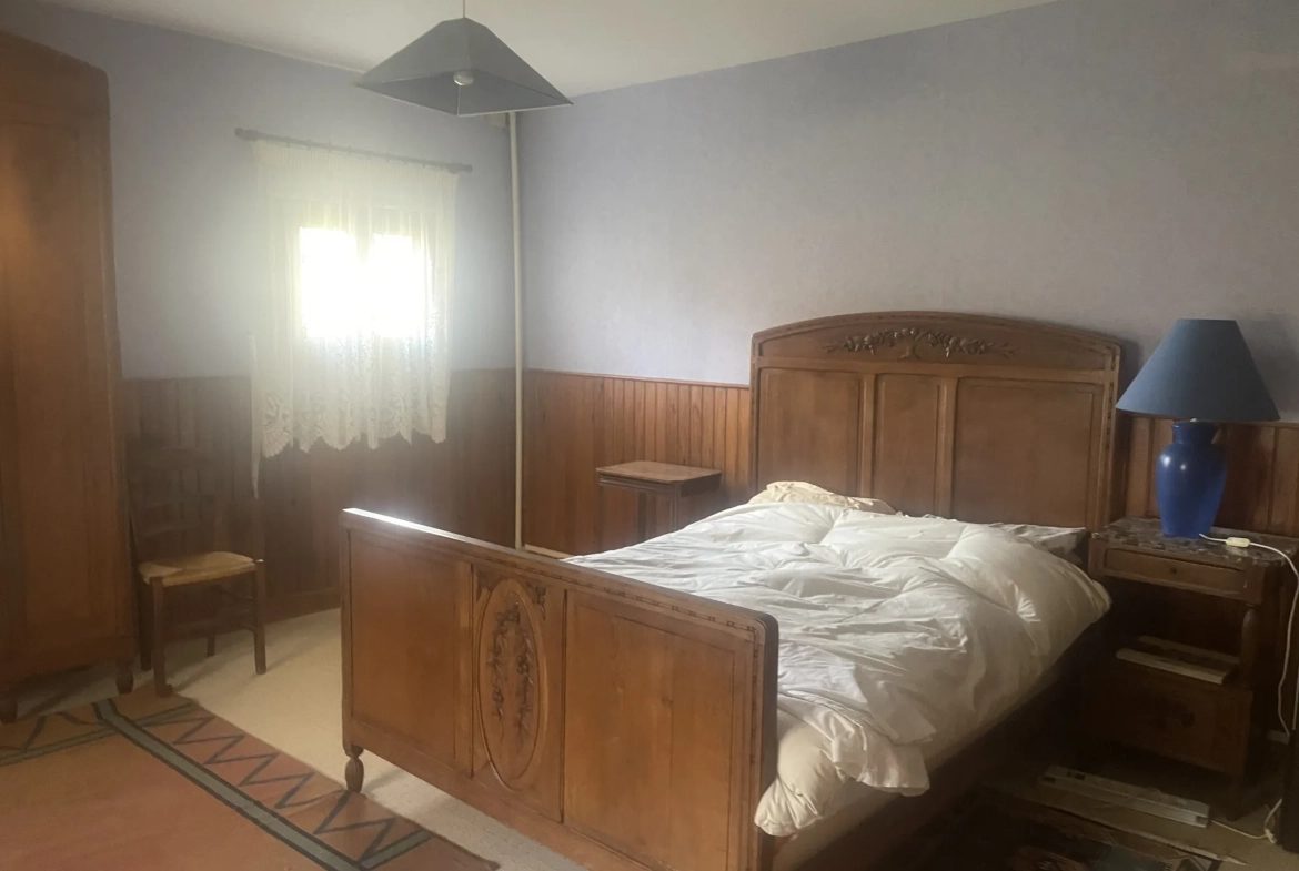 Charmante maison de 170 m² avec terrain à Camembert en vente 
