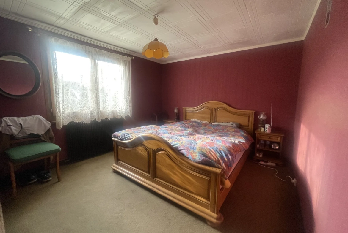 Charmante maison de 170 m² avec terrain à Camembert en vente 