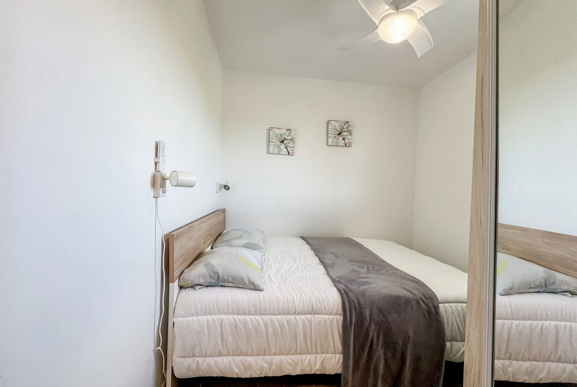 Appartement T2 cabine rénové avec parking proche plage à La Grande Motte 