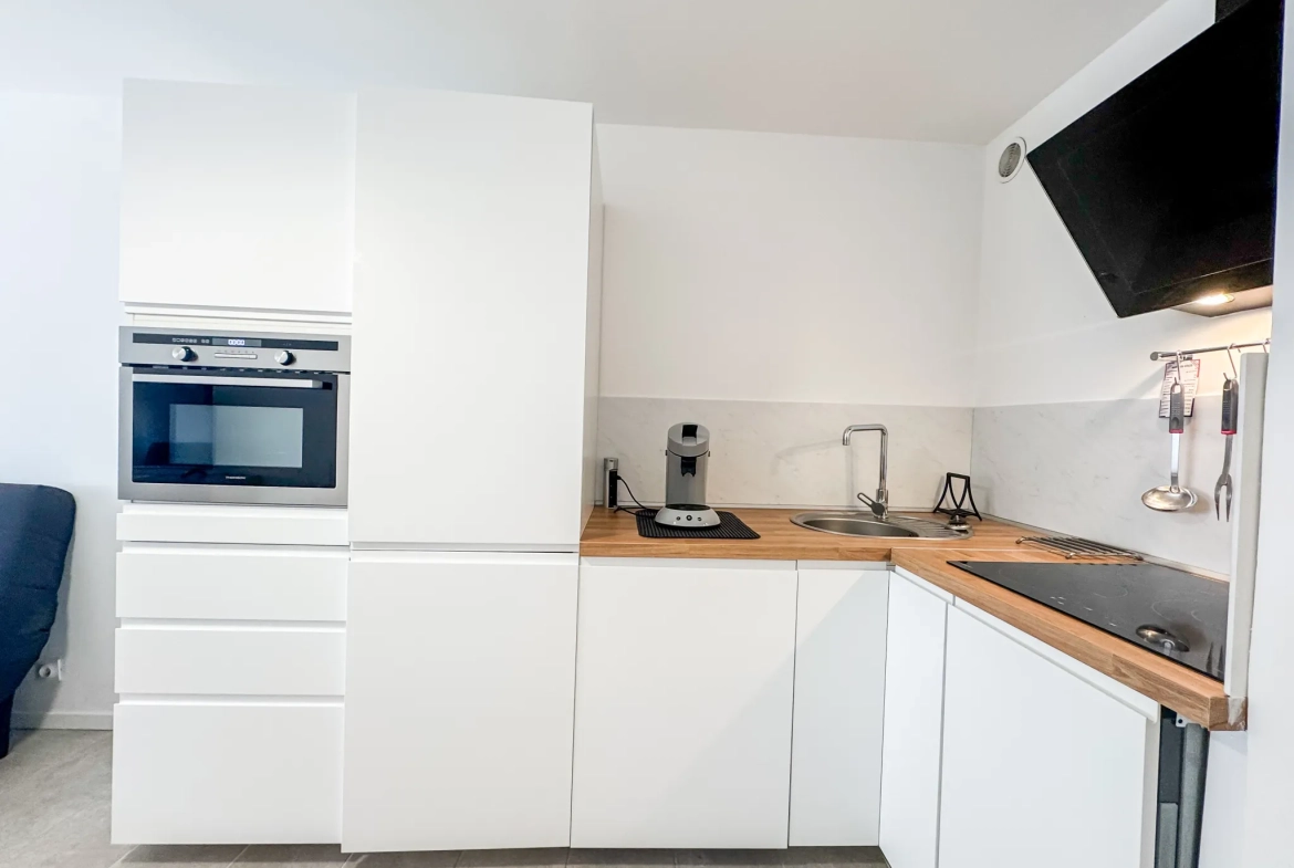 Appartement T2 cabine rénové avec parking proche plage à La Grande Motte 