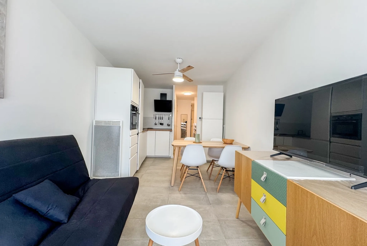 Appartement T2 cabine rénové avec parking proche plage à La Grande Motte 
