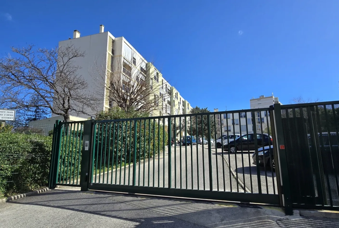 Appartement 3 pièces de 67m² avec Balcon et Cave à Marseille 13010 
