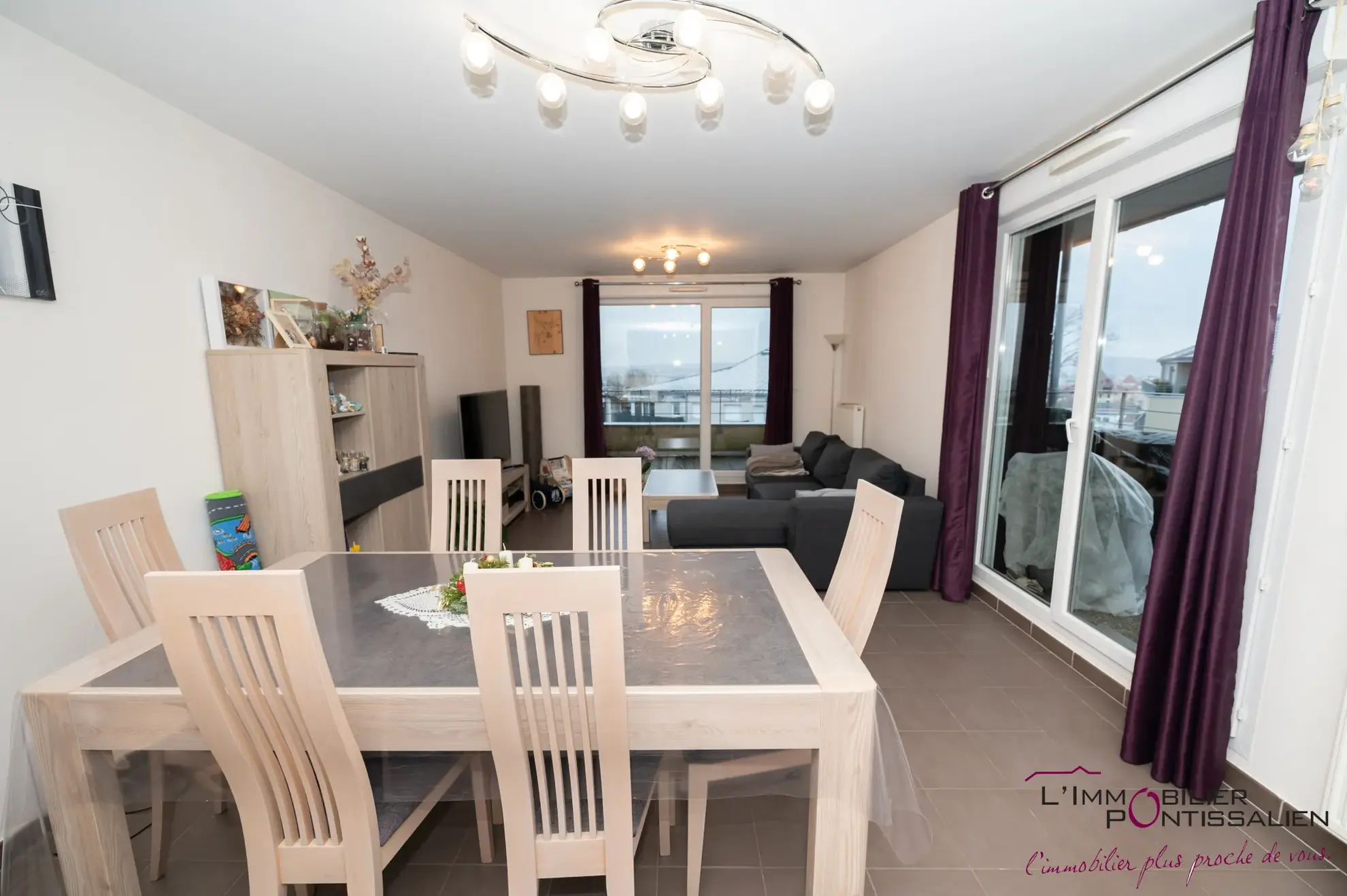 Appartement 3 pièces avec 2 terrasses, garage à Pontarlier 