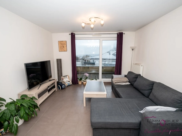 Appartement 3 pièces avec 2 terrasses, garage à Pontarlier 
