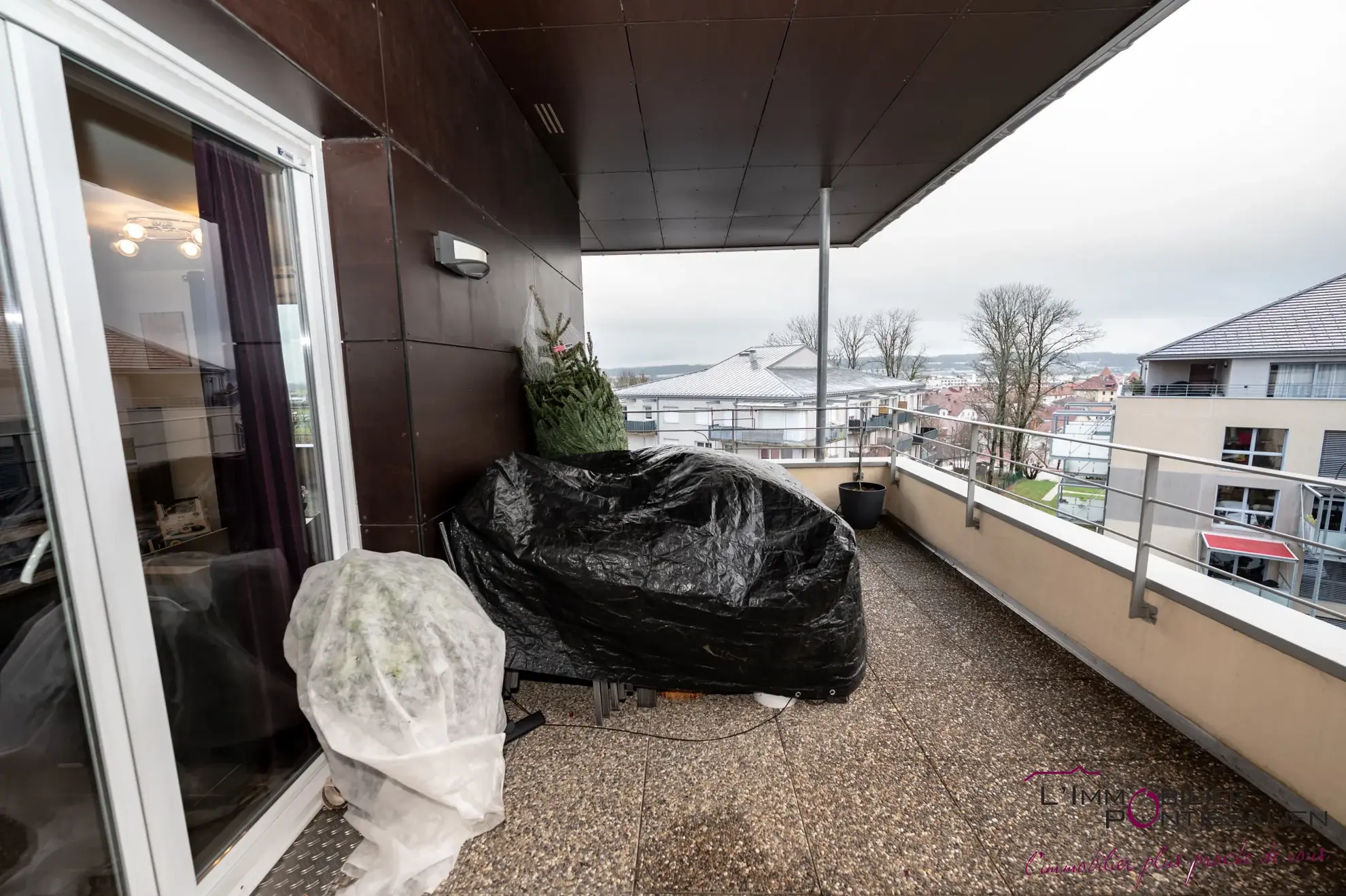Appartement 3 pièces avec 2 terrasses, garage à Pontarlier 