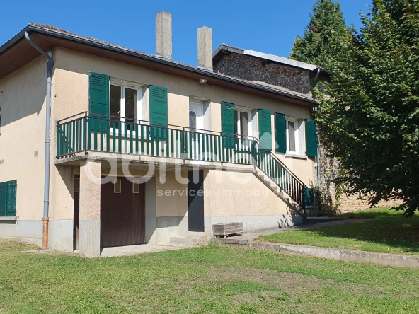 Maison rénovée de 90 m² avec sous-sol et grange à Oradour sur Vayres