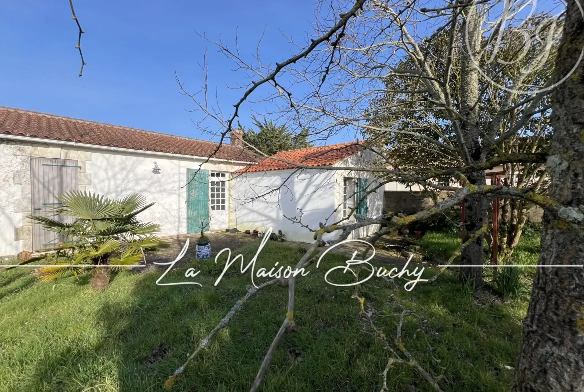 Maison à rénover avec jardin sud à Sauveterre, proche nature et pistes cyclables 