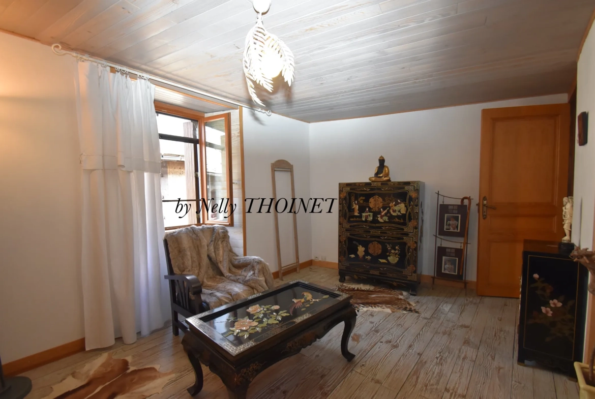 Charmante maison de ville de 167 m² au cœur de Besse et Saint-Anastaise, idéal pour amoureux de montagne 