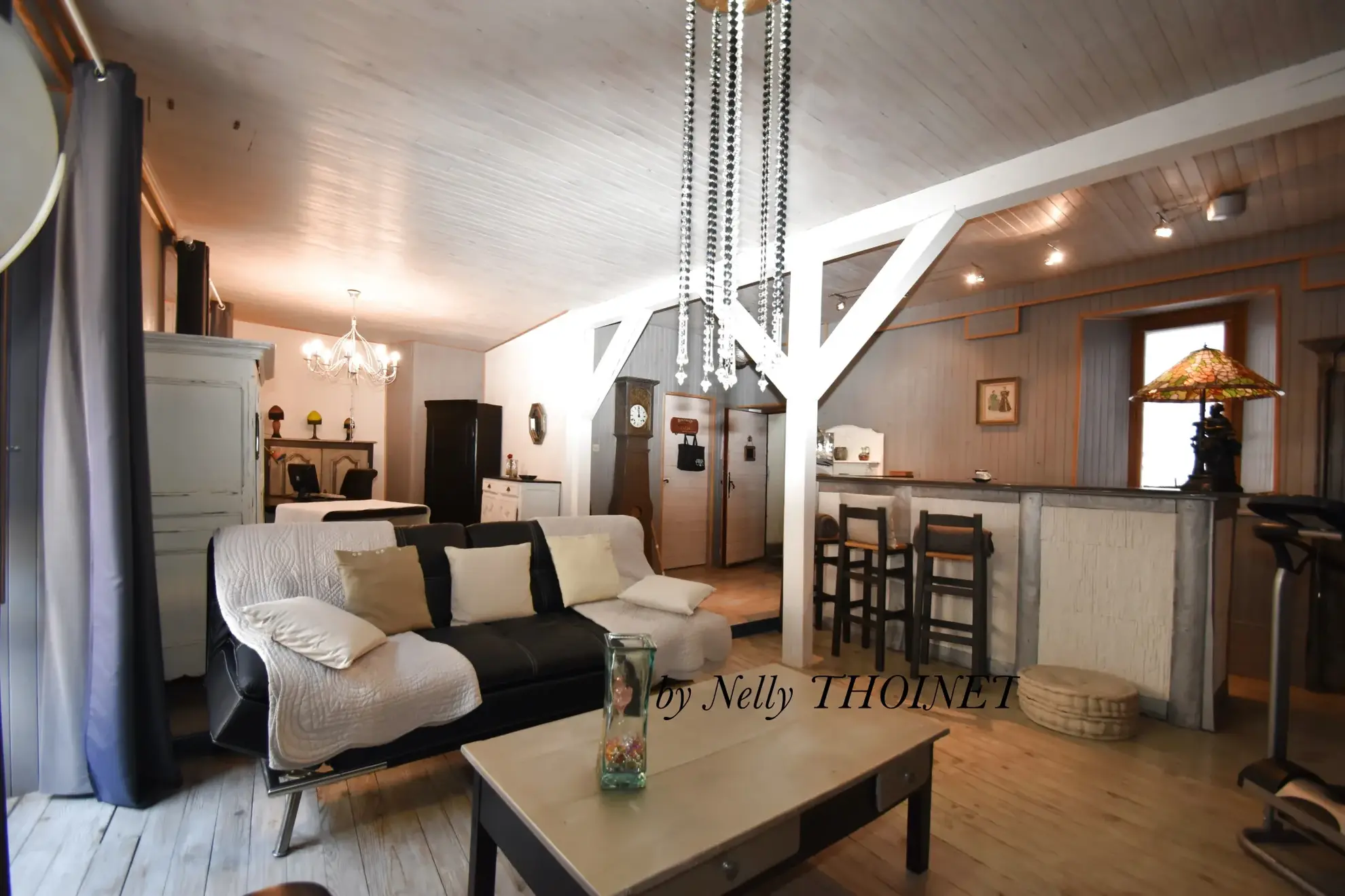 Charmante maison de ville de 167 m² au cœur de Besse et Saint-Anastaise, idéal pour amoureux de montagne 