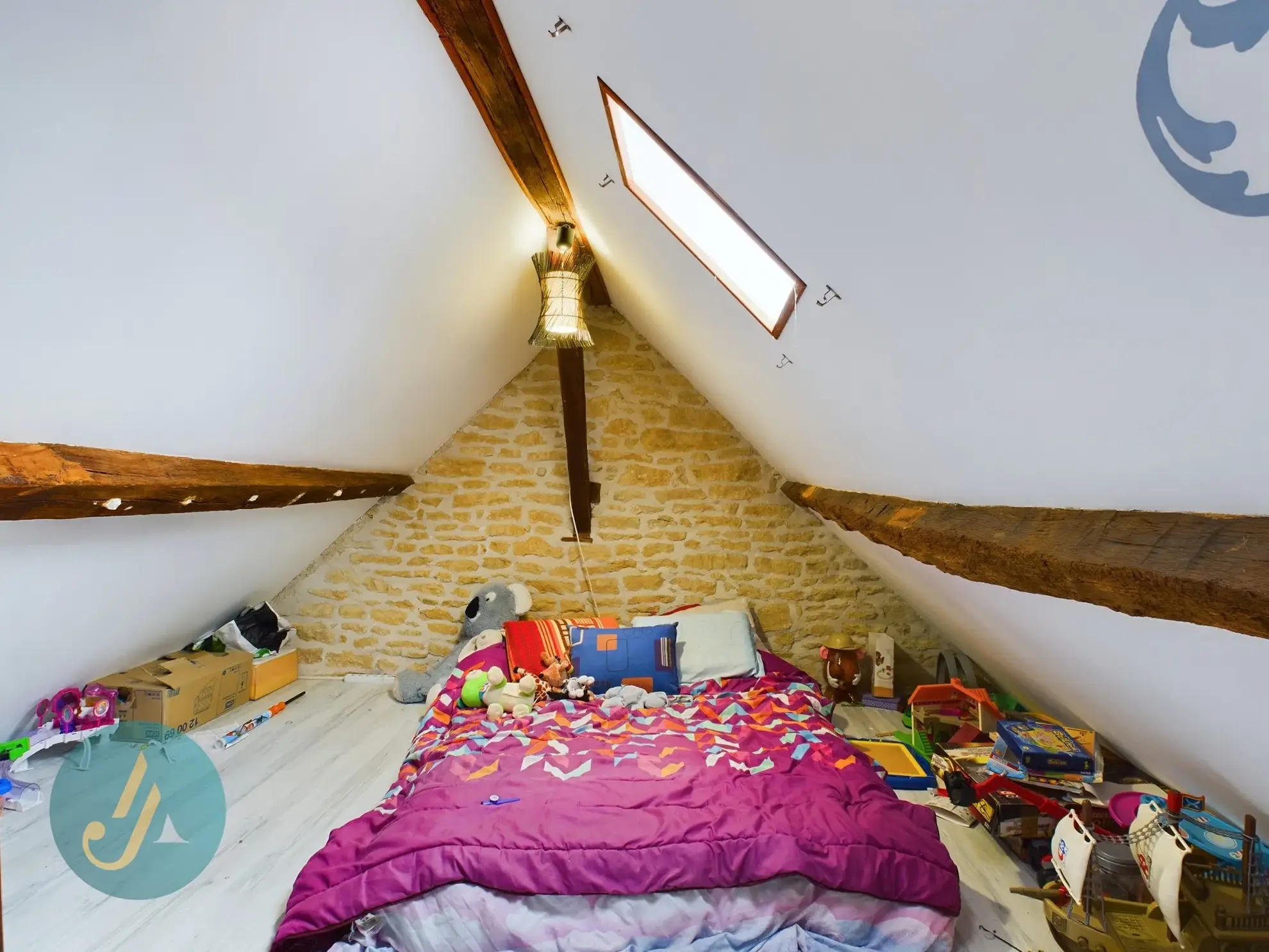 Maison 4 chambres avec terrain et dépendances au calme à Narcy 