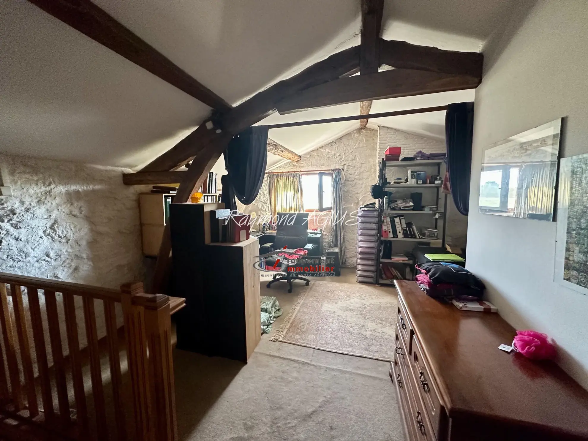 Charmante maison en pierre avec 6 chambres proche de Saint-Foy-la-Grande 
