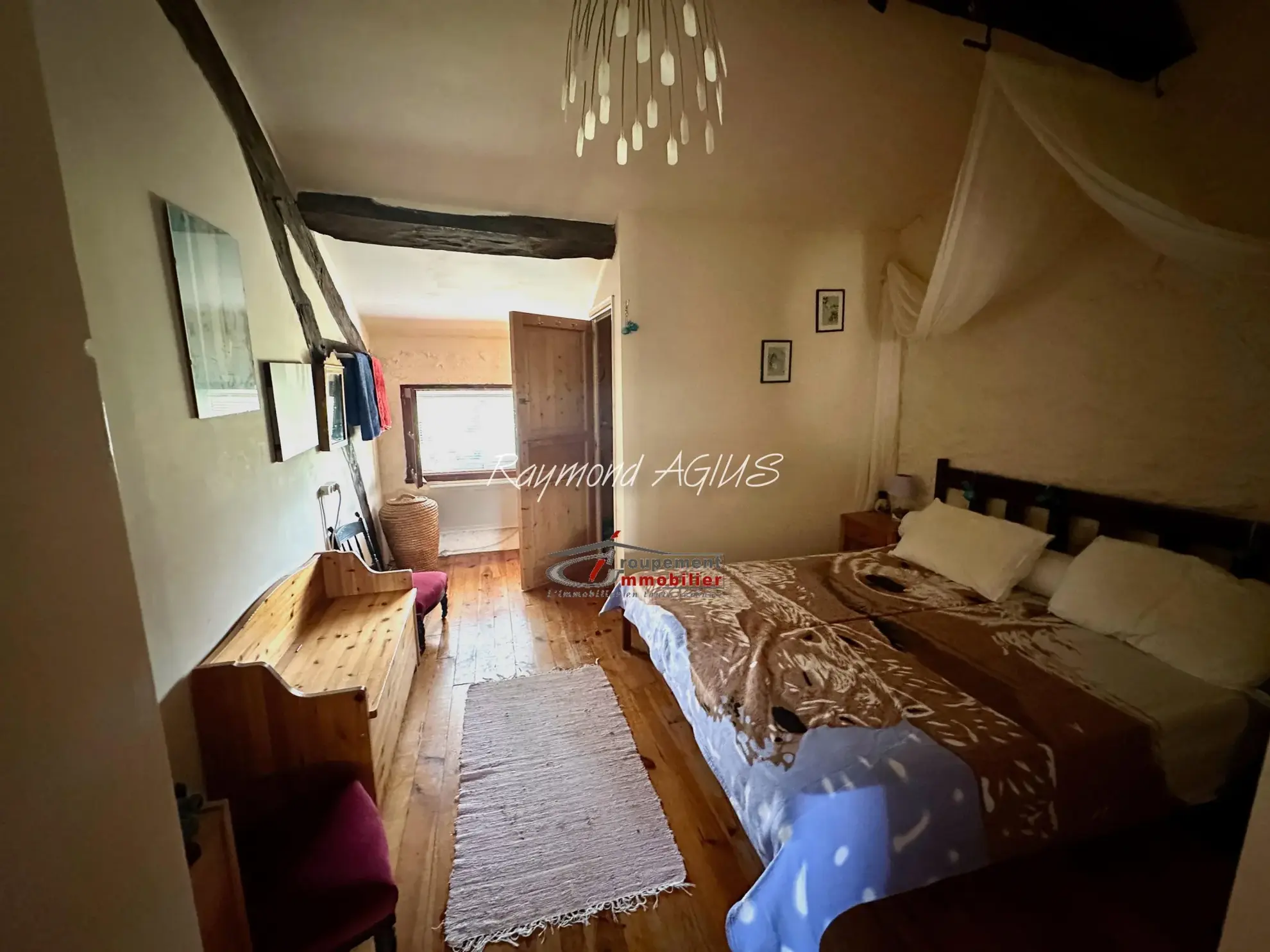Charmante maison en pierre avec 6 chambres proche de Saint-Foy-la-Grande 