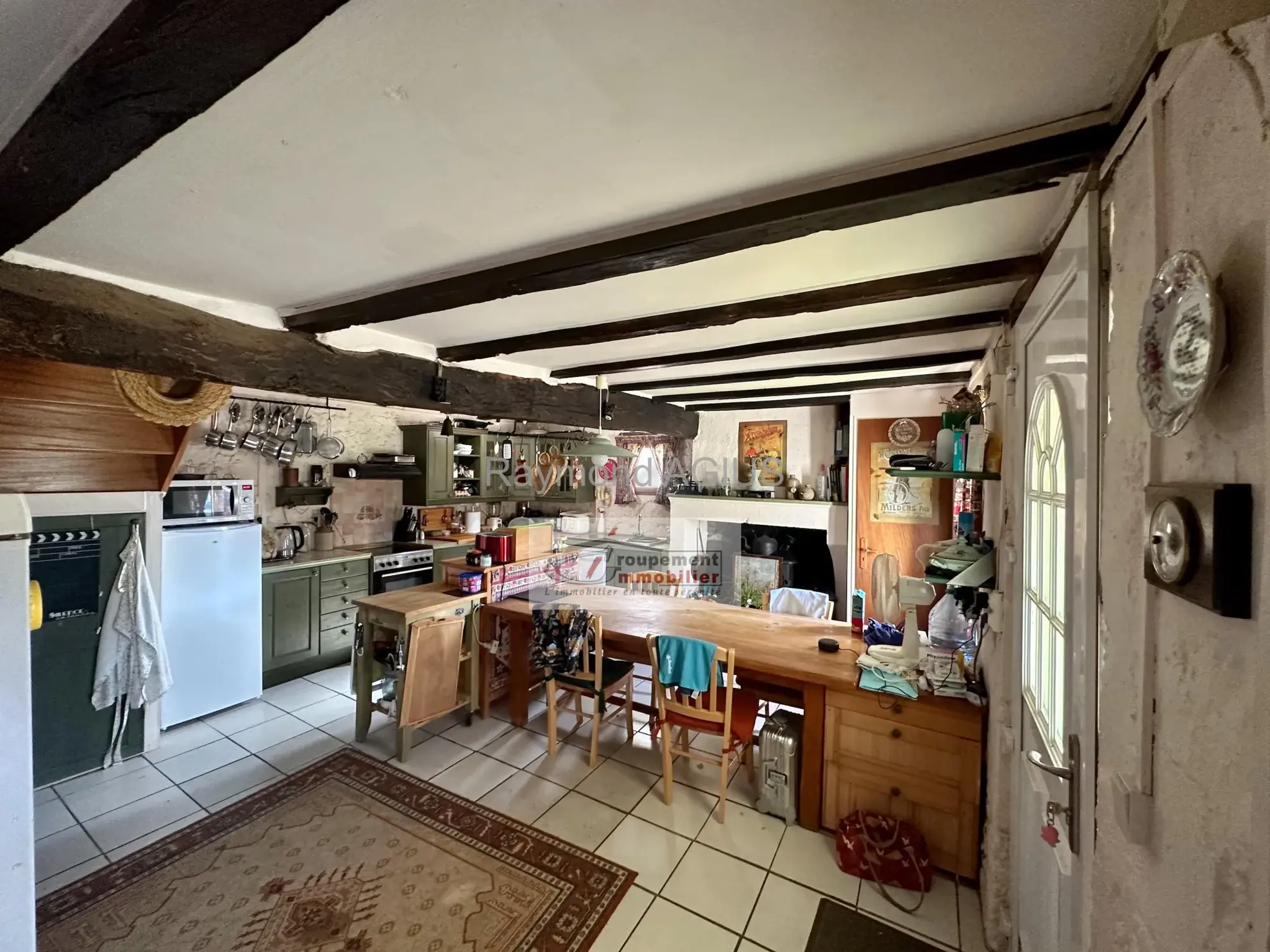 Charmante maison en pierre avec 6 chambres proche de Saint-Foy-la-Grande 