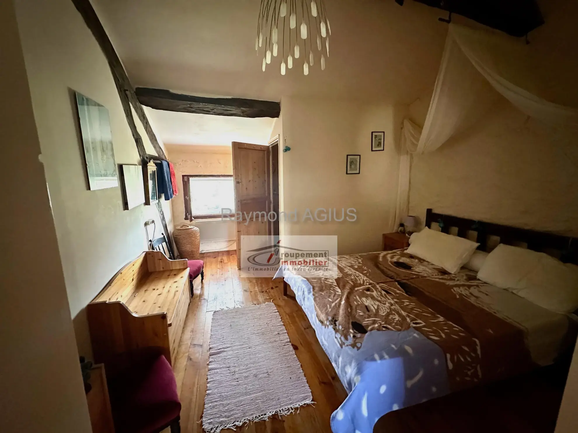 Charmante maison en pierre avec 6 chambres proche de Saint-Foy-la-Grande 
