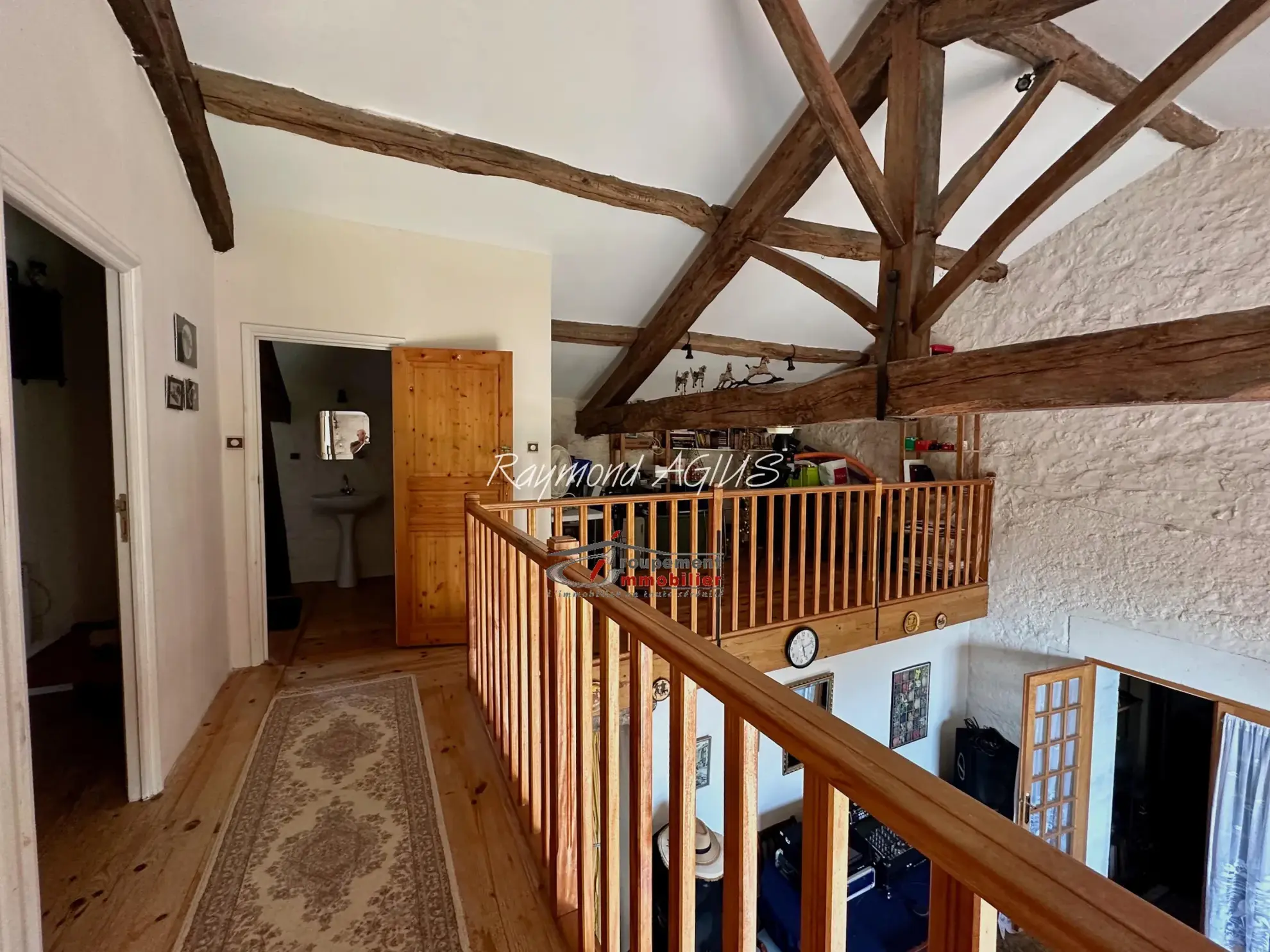 Charmante maison en pierre avec 6 chambres proche de Saint-Foy-la-Grande 