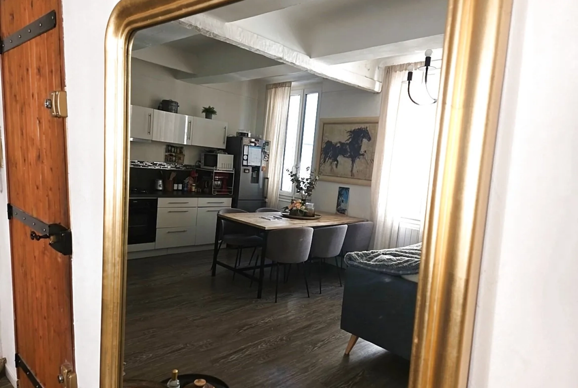 Appartement 2 chambres à vendre à Sollies-Pont, centre-ville, prêt pour rénovation 