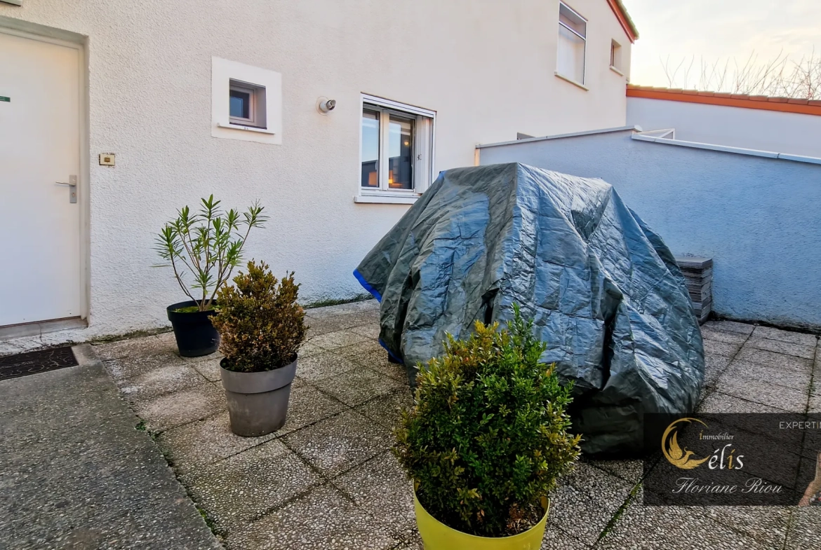 Maison familiale de 105 m² avec jardin à l'Isle d'Abeau, faible consommation énergétique 