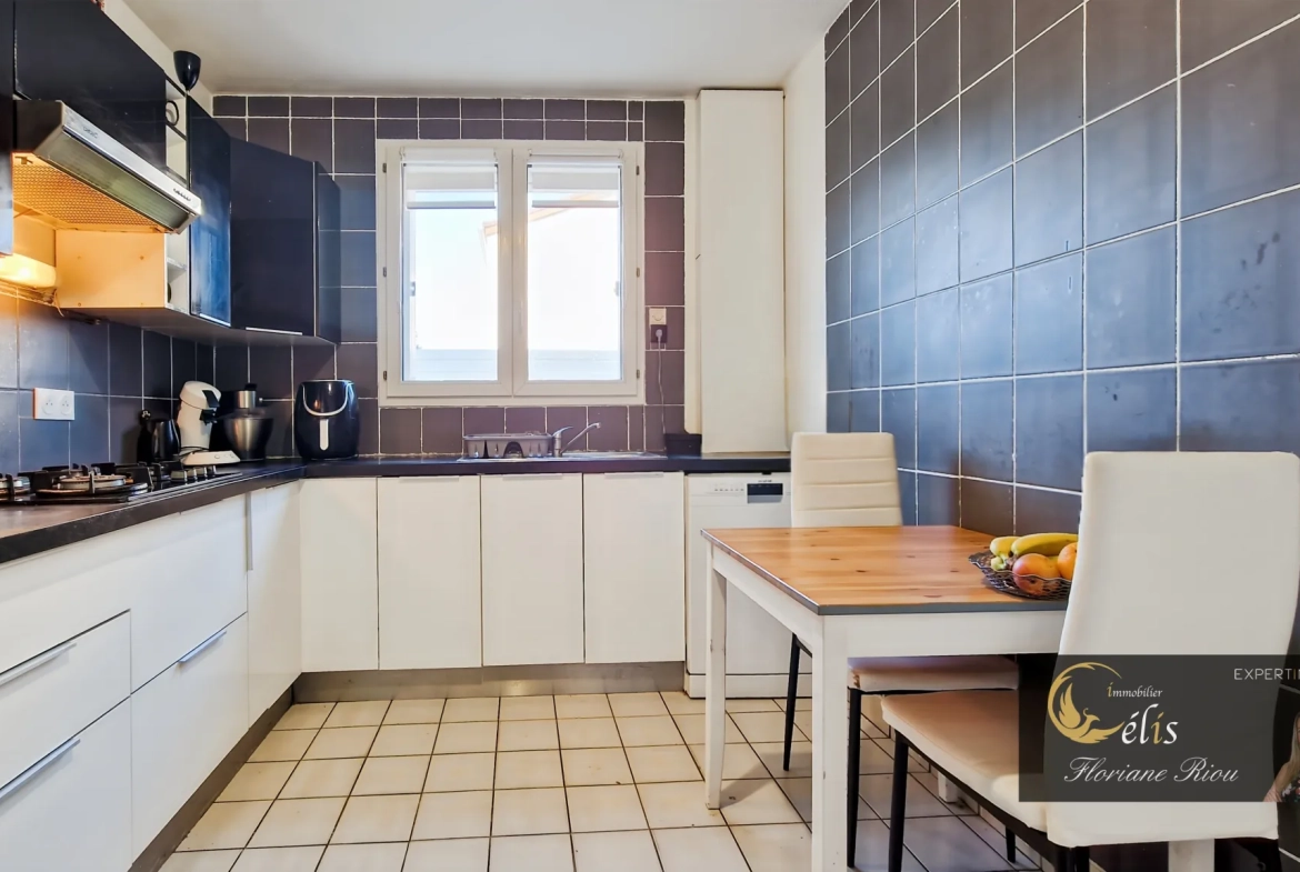 Maison familiale de 105 m² avec jardin à l'Isle d'Abeau, faible consommation énergétique 