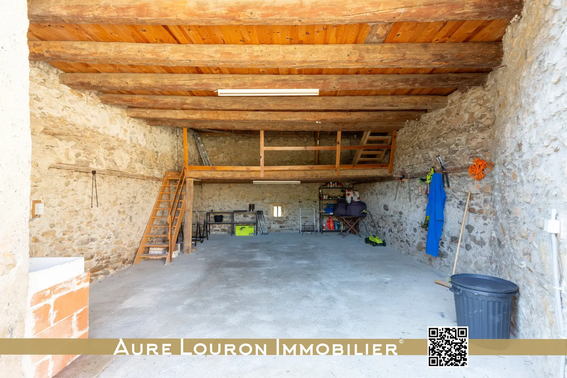 Maison pyrénéenne de 125 m² avec dépendances à Reboucs, idéal investissement 