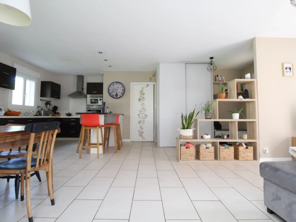 Maison de plain-pied à Saint-Affrique de 108 m² avec terrain de 850 m²
