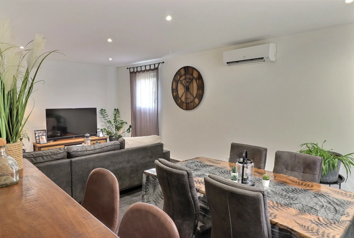 Achat d'une charmante grange en pierre habitable à Saint-Aquilin 