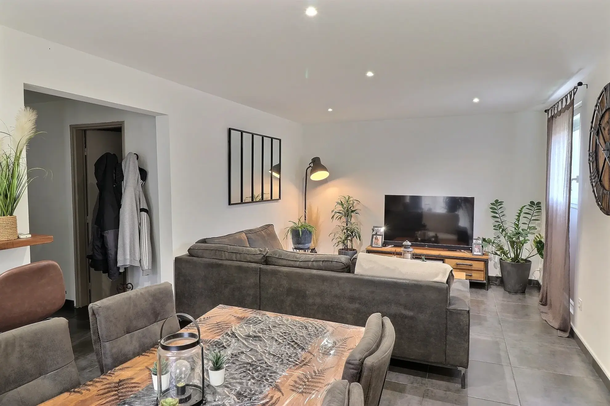 Achat d'une charmante grange en pierre habitable à Saint-Aquilin 