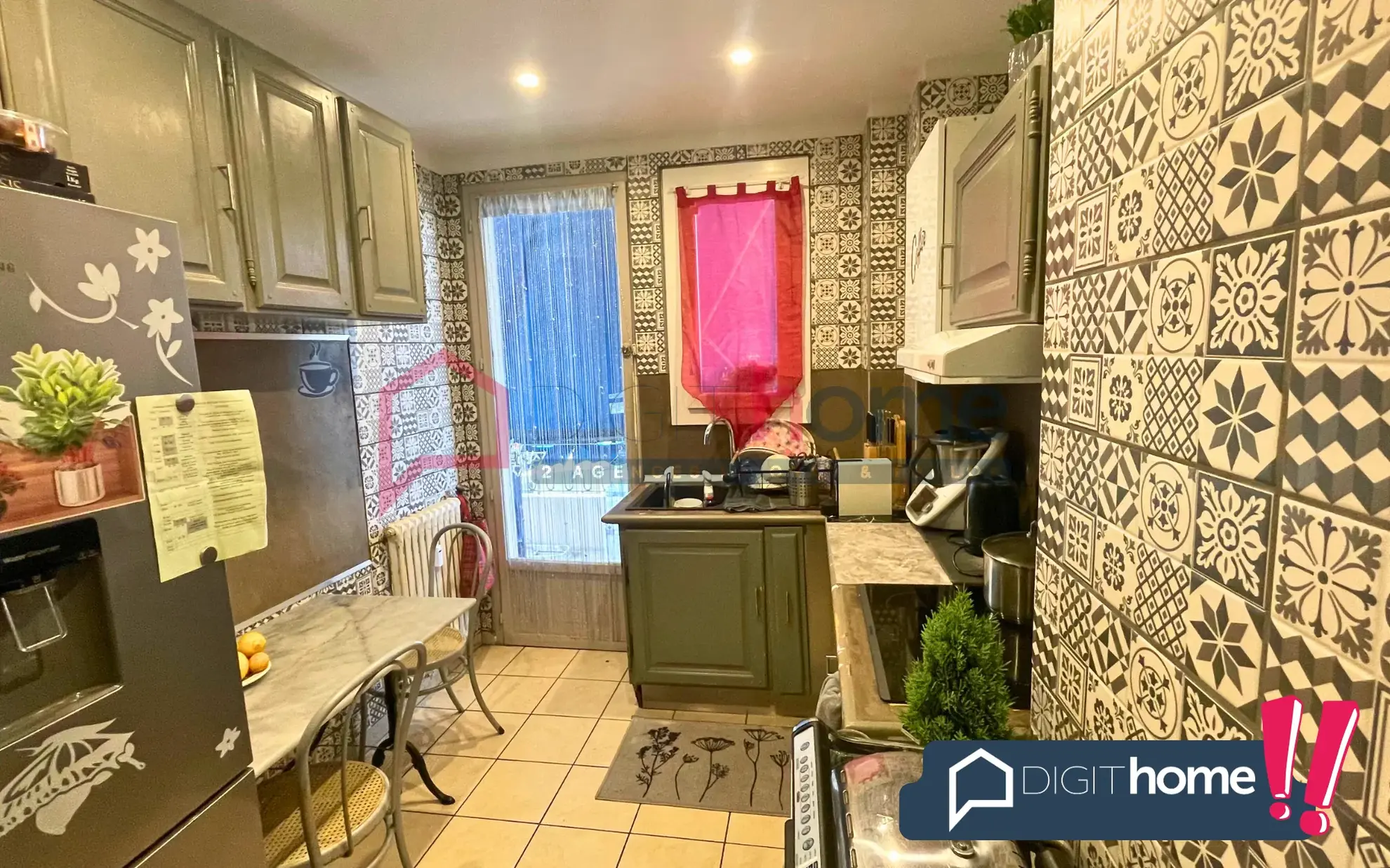 Appartement lumineux de 82 m² à Toulon avec balcon et cave 