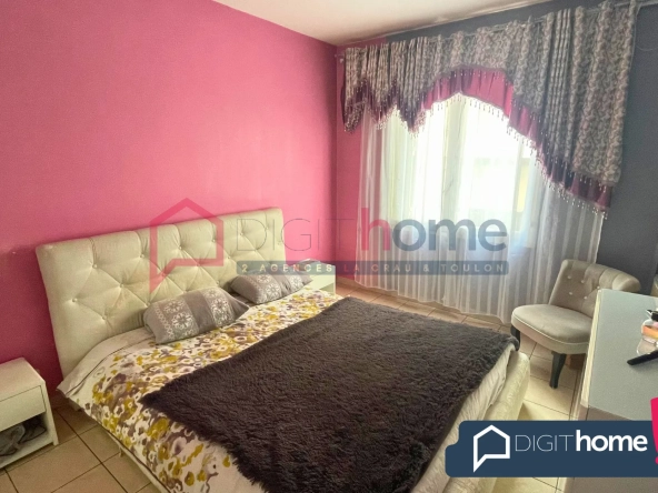 Appartement lumineux de 82 m² à Toulon avec balcon et cave 