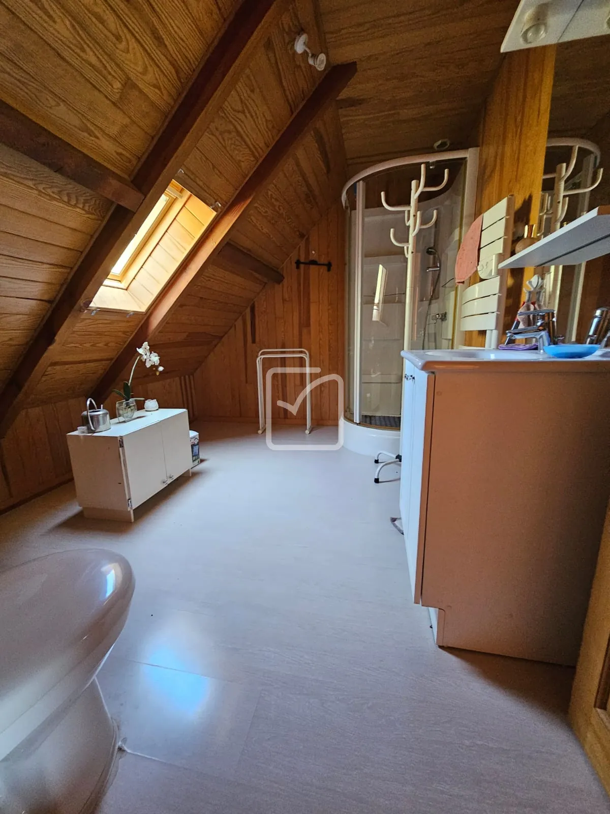 Maison en ossature bois de 154 m² à Saint-Sozy, secteur calme et proche des sites naturels 