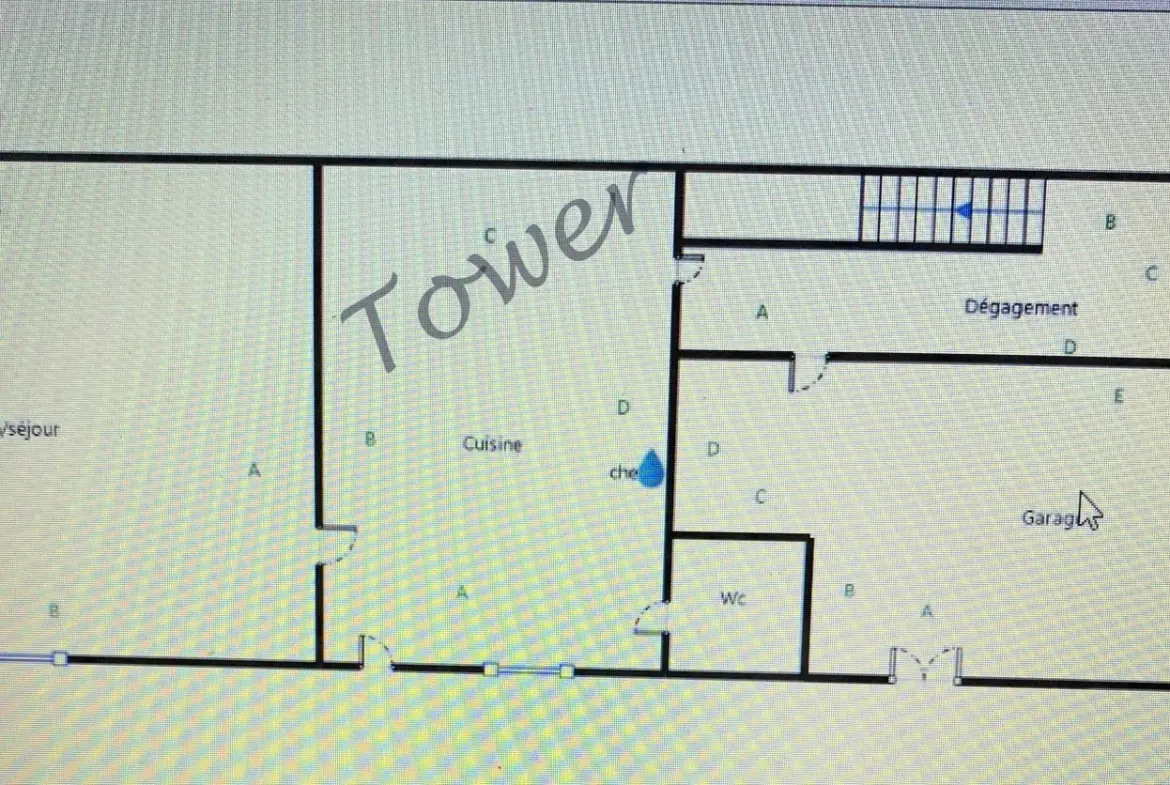 Maison familiale de 4 pièces à Matha, 117 m² avec dépendance et terrain de 300 m² 