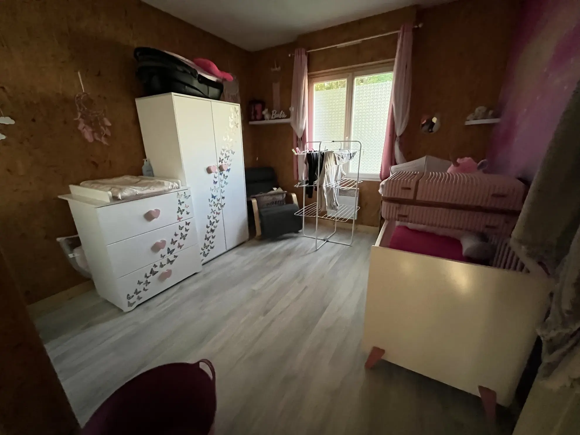 Maison de plain-pied à Thouars avec jardin et vue forestière 