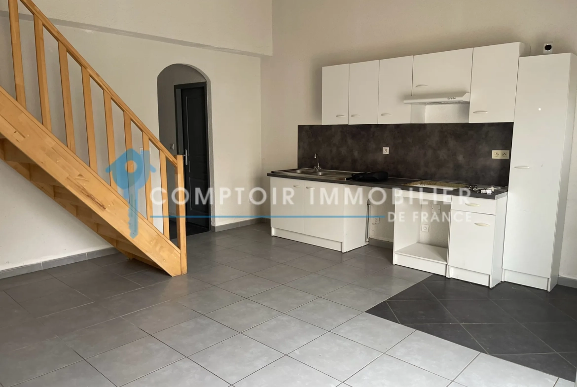 Maison bifamiliale de 120 m2 avec 2 appartements indépendants à Cavaillon 