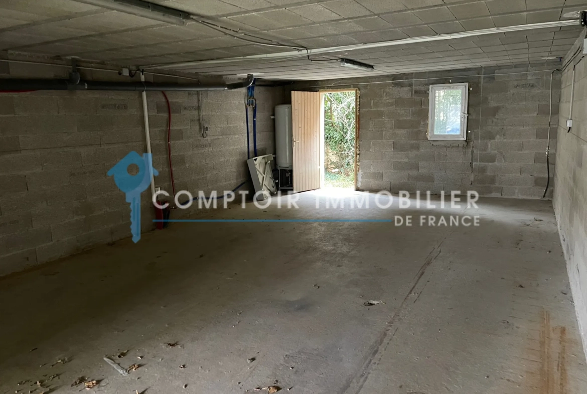 Maison bifamiliale de 120 m2 avec 2 appartements indépendants à Cavaillon 
