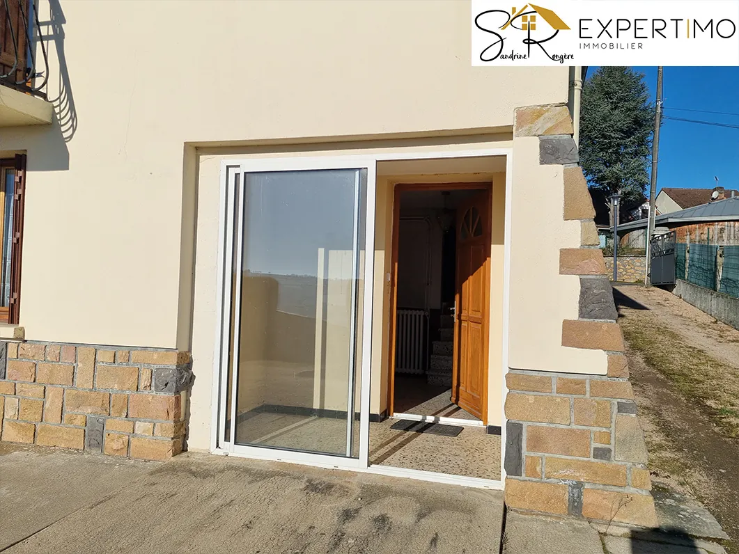 Maison 96 m² avec terrain de 1016 m² à Saint ELOY - Vue dégagée et confort moderne 