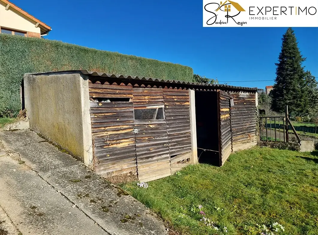Maison 96 m² avec terrain de 1016 m² à Saint ELOY - Vue dégagée et confort moderne 