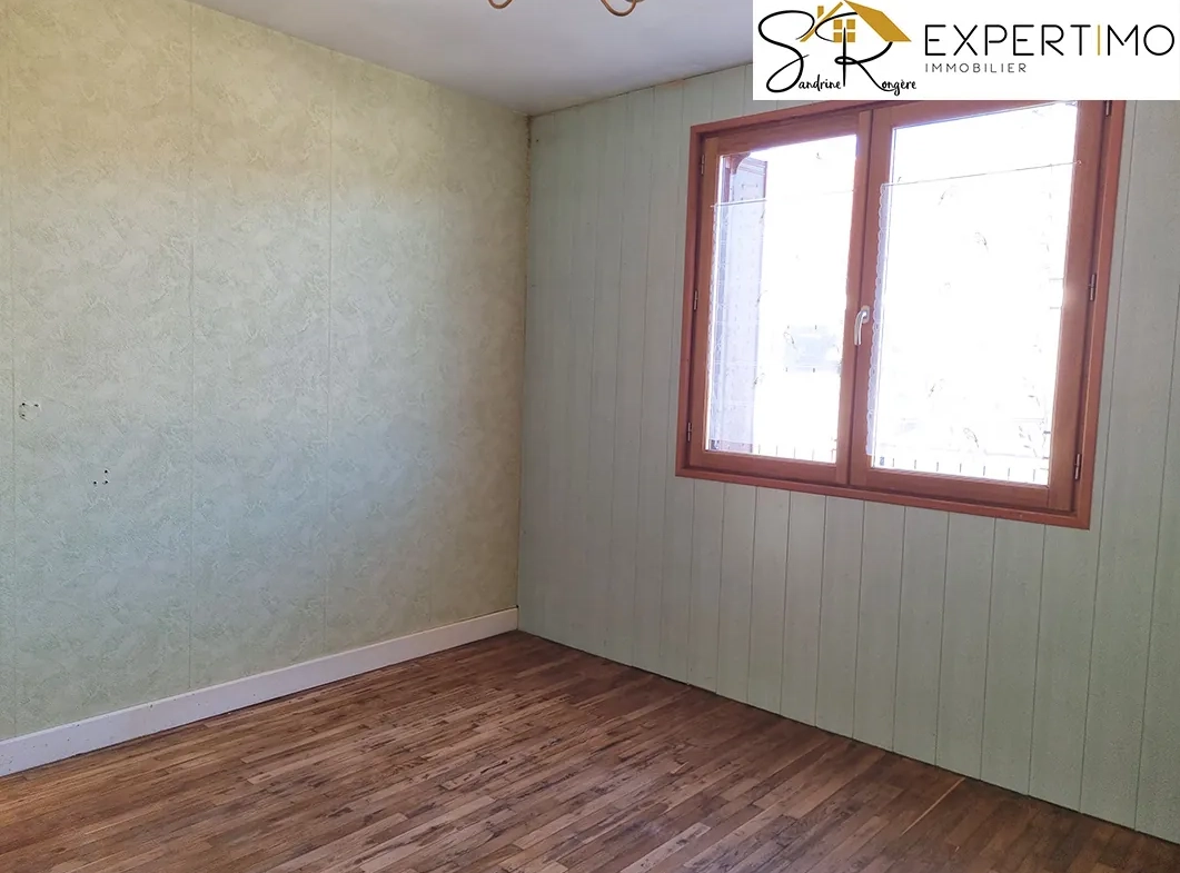 Maison 96 m² avec terrain de 1016 m² à Saint ELOY - Vue dégagée et confort moderne 
