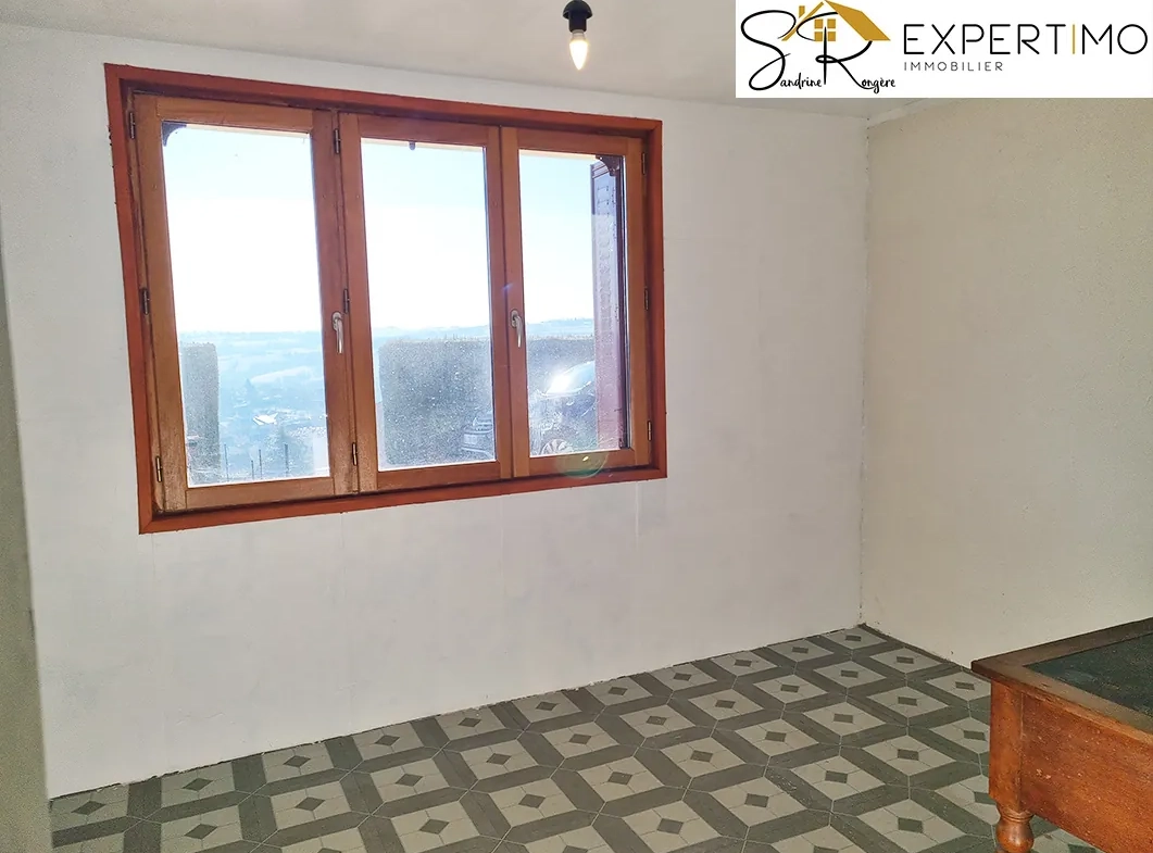 Maison 96 m² avec terrain de 1016 m² à Saint ELOY - Vue dégagée et confort moderne 
