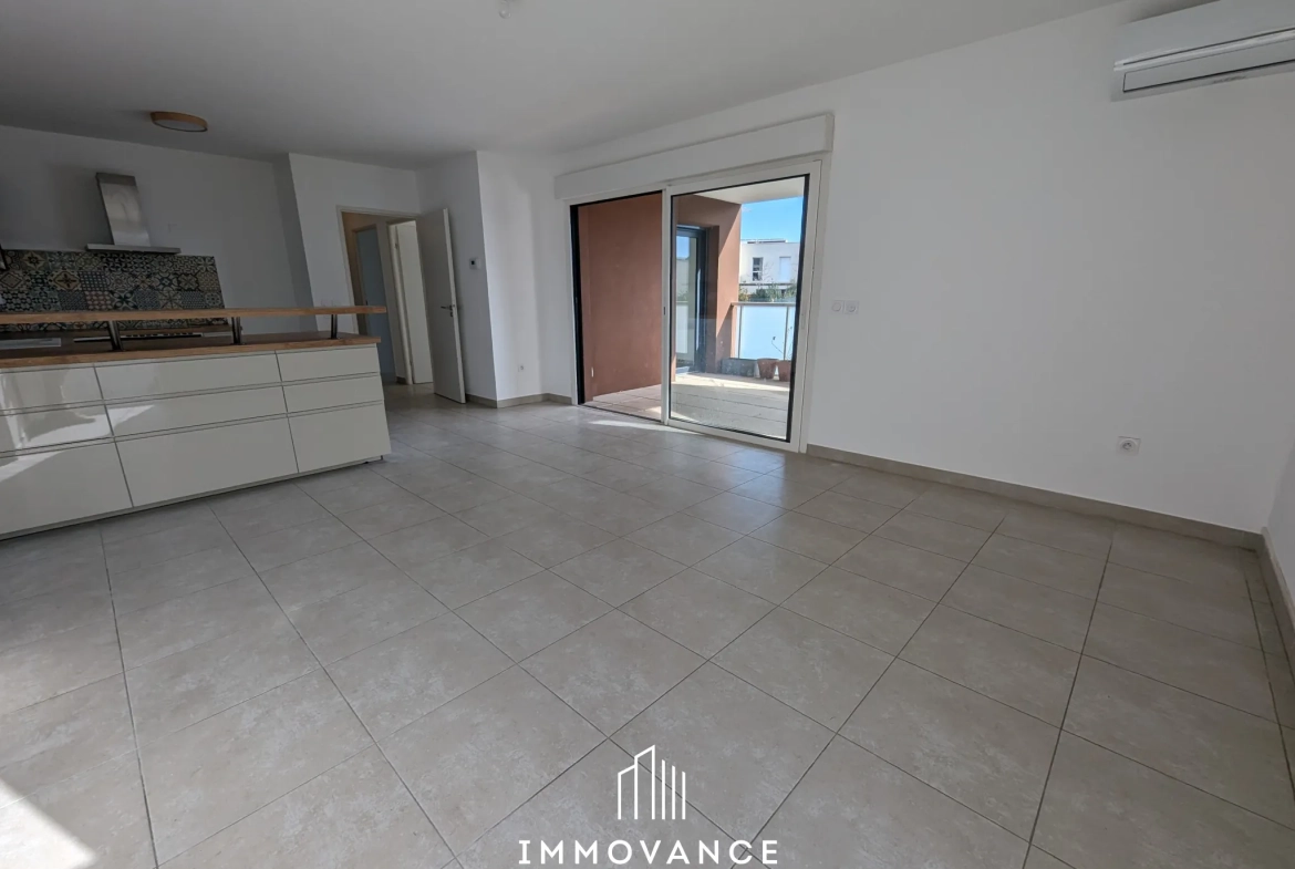 Appartement T3 avec terrasse et garage à Clapiers, résidence récente 