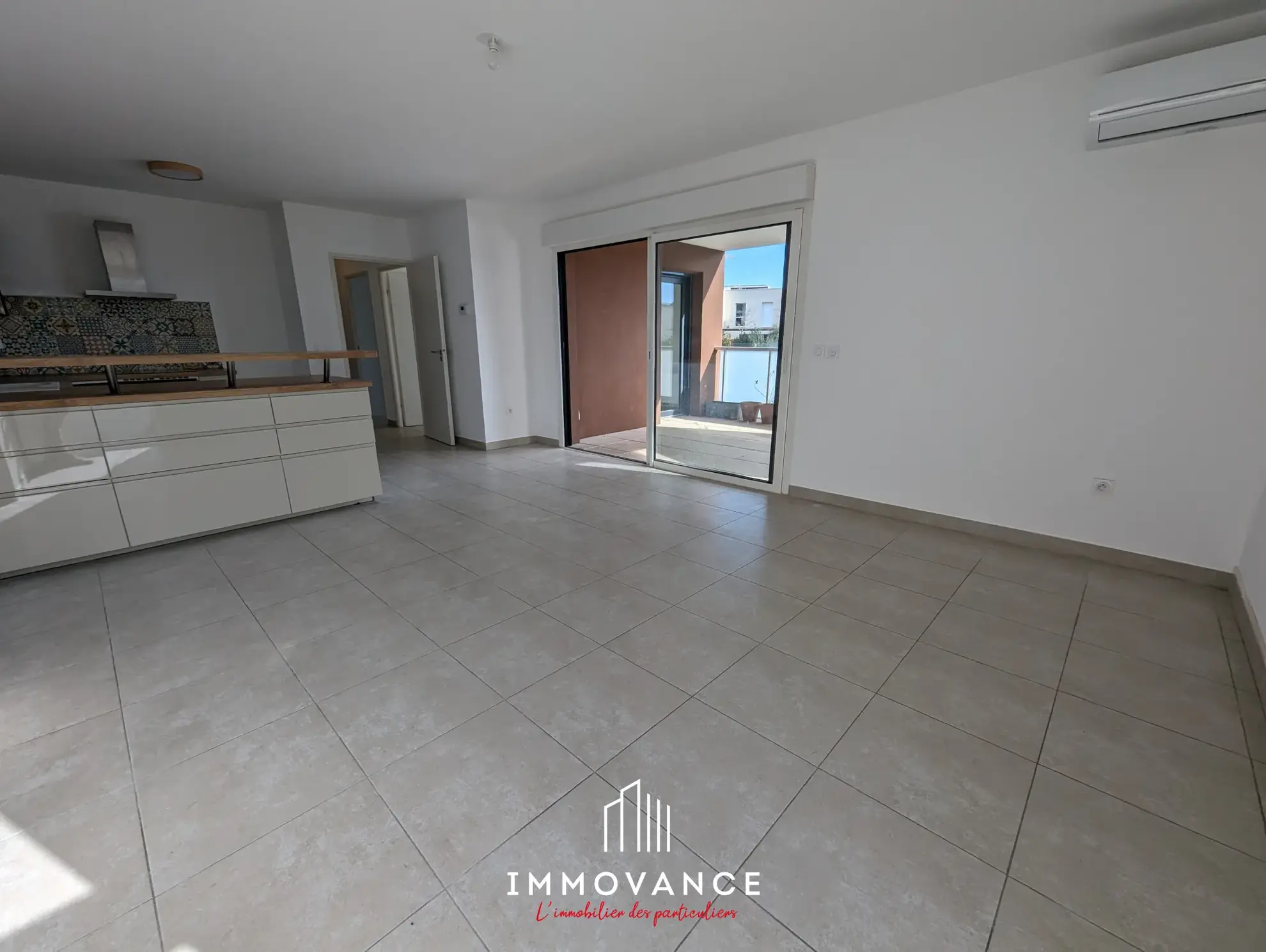 Appartement T3 avec terrasse et garage à Clapiers, résidence récente 