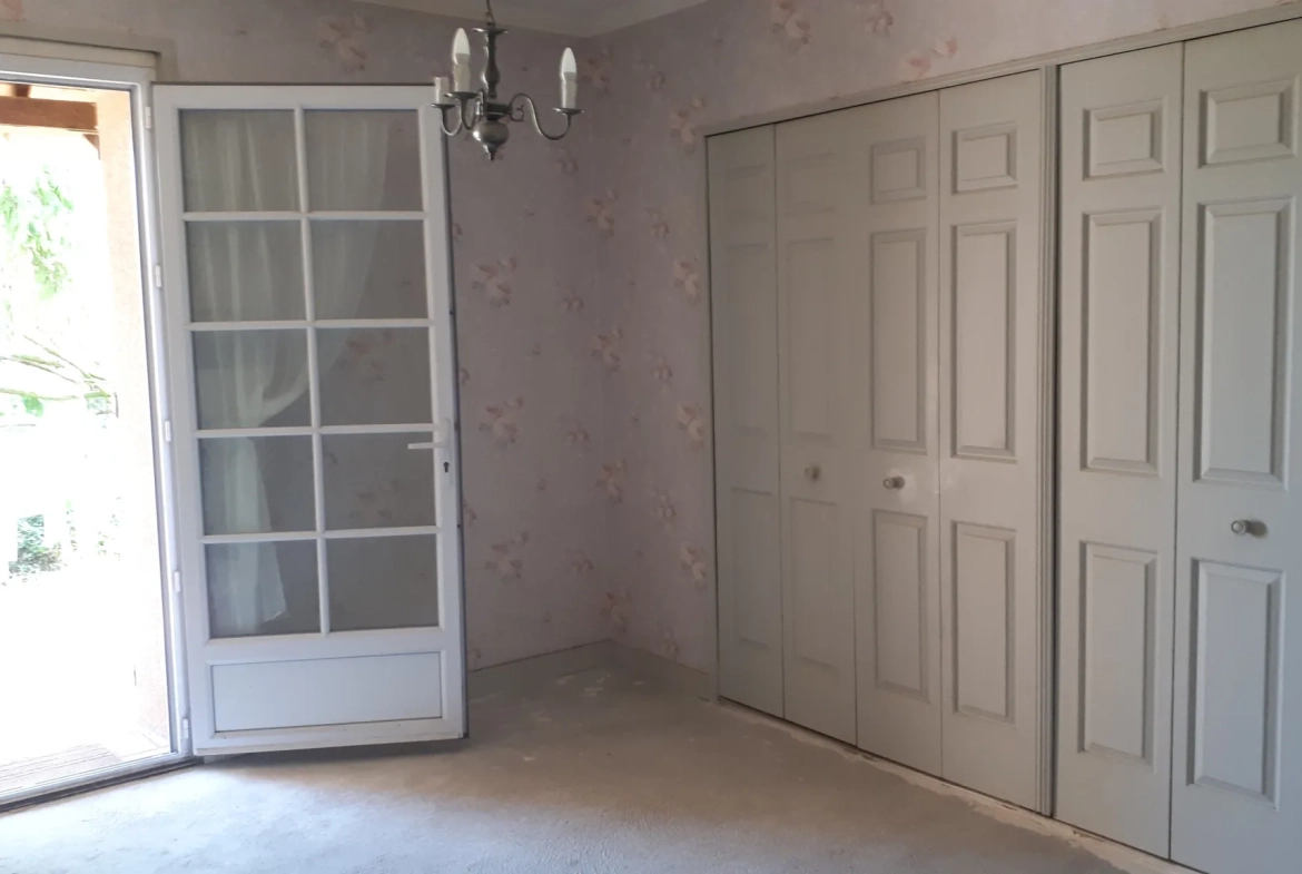Charmante maison de 137 m² avec annexe et grand jardin à Les Ormes 