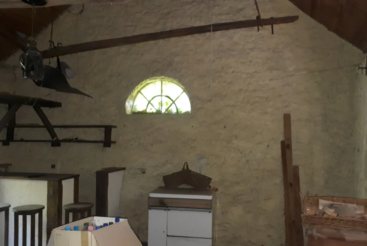 Charmante maison de 137 m² avec annexe et grand jardin à Les Ormes 