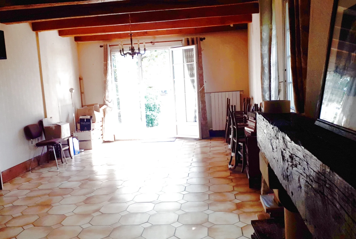 Charmante maison de 137 m² avec annexe et grand jardin à Les Ormes 