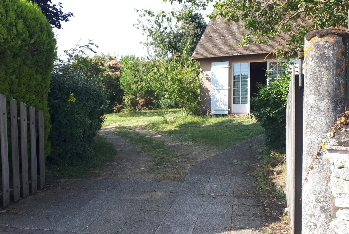 Charmante maison de 137 m² avec annexe et grand jardin à Les Ormes 