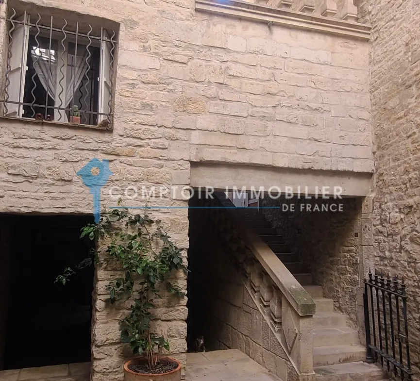 Appartement T2/T3 rénové au cœur de Nîmes - Investissement ou résidence principale 