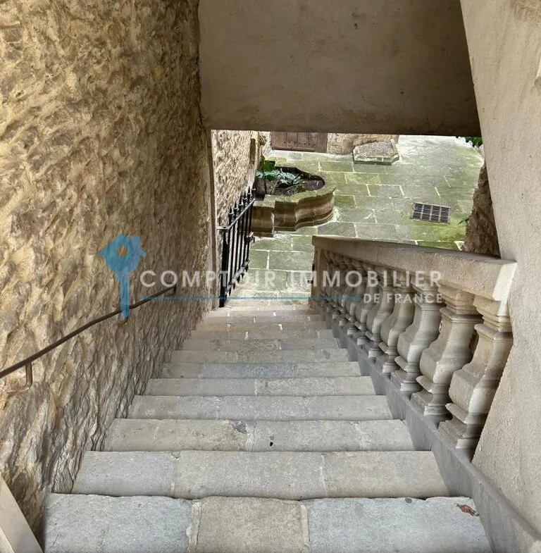 Appartement T2/T3 rénové au cœur de Nîmes - Investissement ou résidence principale 