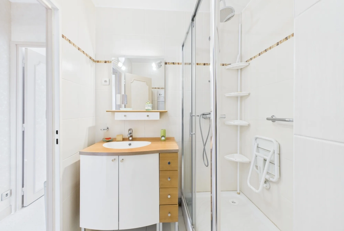 Appartement 3 pièces lumineux avec balcon à Corbeil-Essonnes 