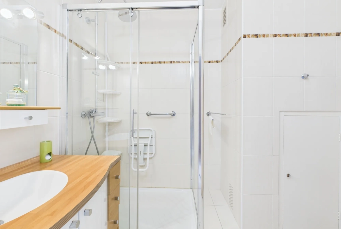 Appartement 3 pièces lumineux avec balcon à Corbeil-Essonnes 