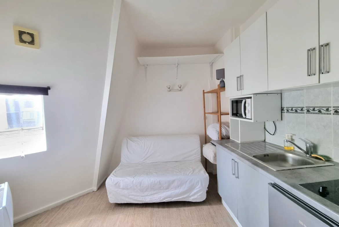 Studette lumineuse de 9,24 m² dans le 5ème arrondissement de Paris, parfait pied-à-terre ou logement étudiant 