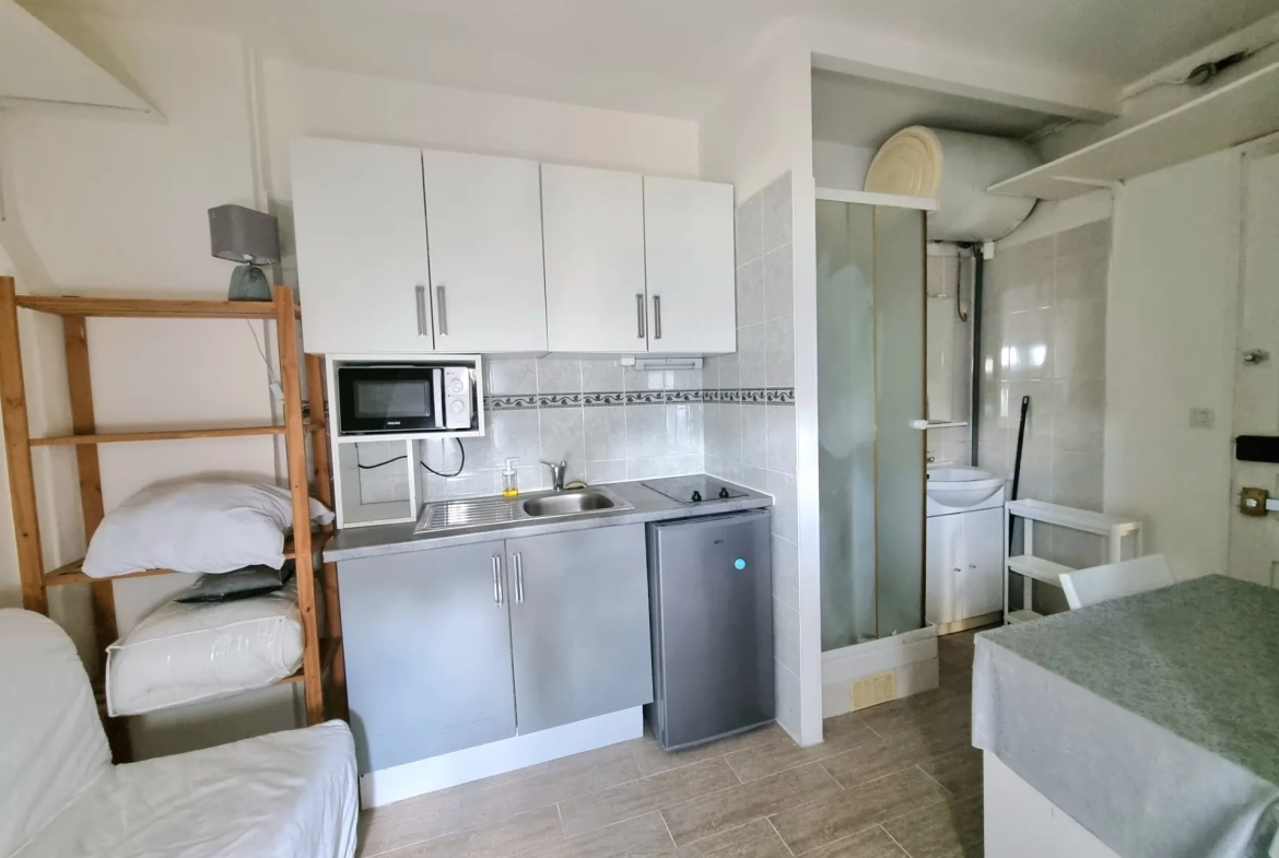 Studette lumineuse de 9,24 m² dans le 5ème arrondissement de Paris, parfait pied-à-terre ou logement étudiant 
